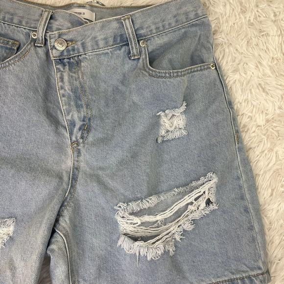 Forever 21 Size 28 Shorts Denim Jean Booty Distressed Ripped Five Pocket Blue - Picture 4 of 9